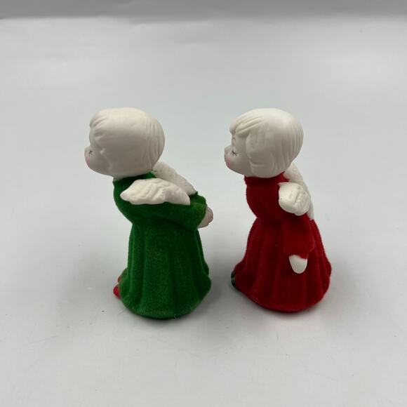 Vintage Set Flocked Kissing Angels Green Red Ceramic Holiday Christmas Figurines - Picture 7 of 7